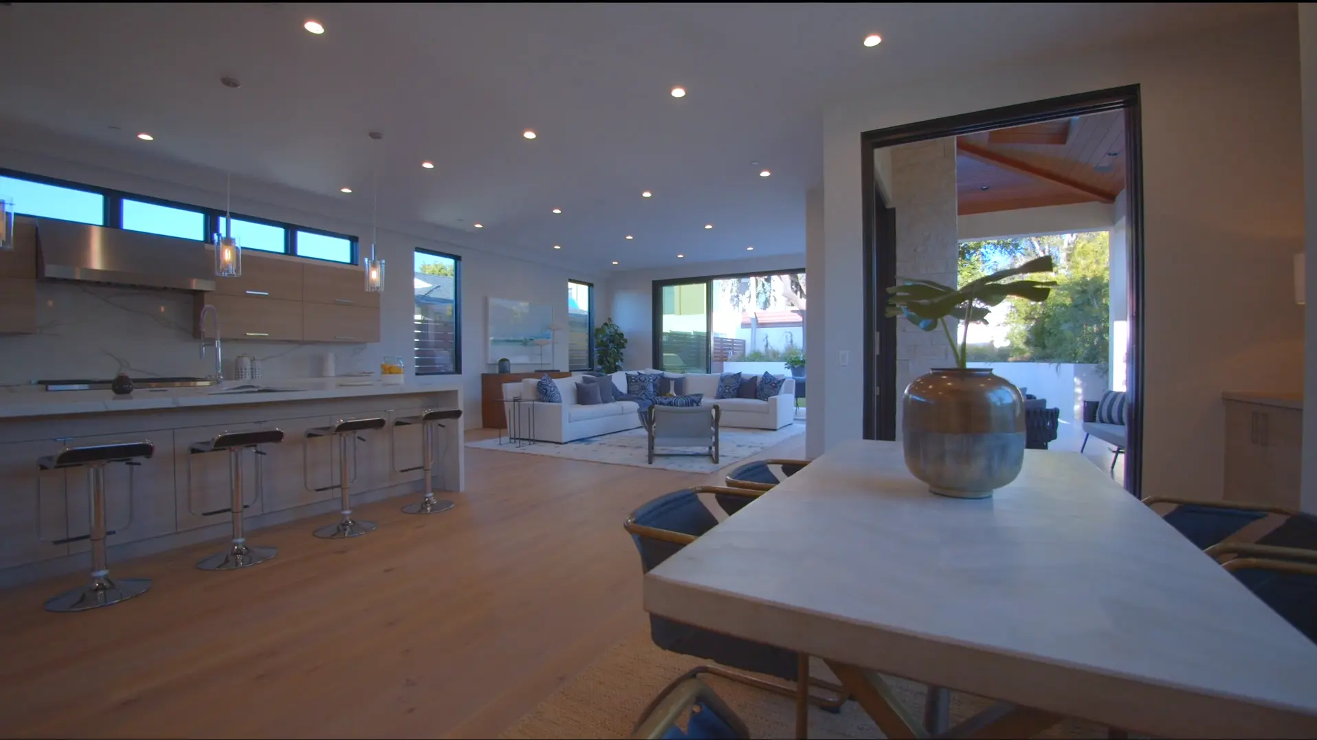 North Bondi Dining Table